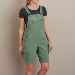 Duluth Trading Co Heirloom Gardening Short Overalls